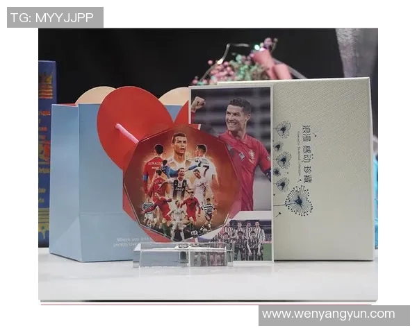 独特足球明星摆件送给男生的完美礼物彰显个性与热爱 独特足球明星摆件送给男生的完美礼物彰显个性与热爱